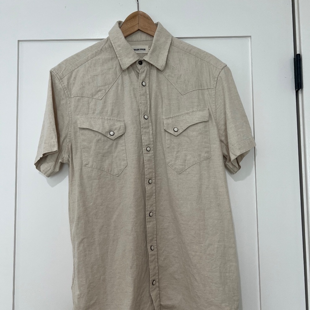 Taylor Stitch Short Sleeve Western in Natural Herringbone